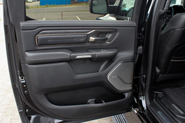 Dodge RAM 1500  2021