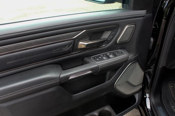 Dodge RAM 1500  2021