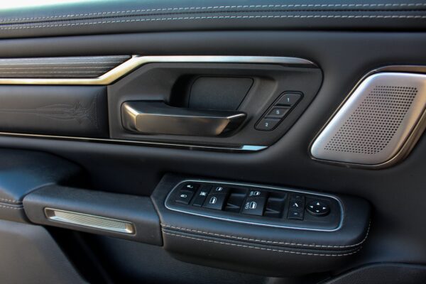Dodge RAM 1500  2021