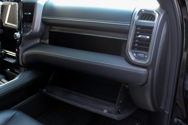 Dodge RAM 1500  2021