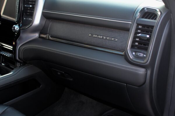 Dodge RAM 1500  2021