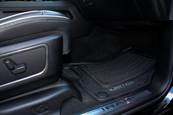 Dodge RAM 1500  2021