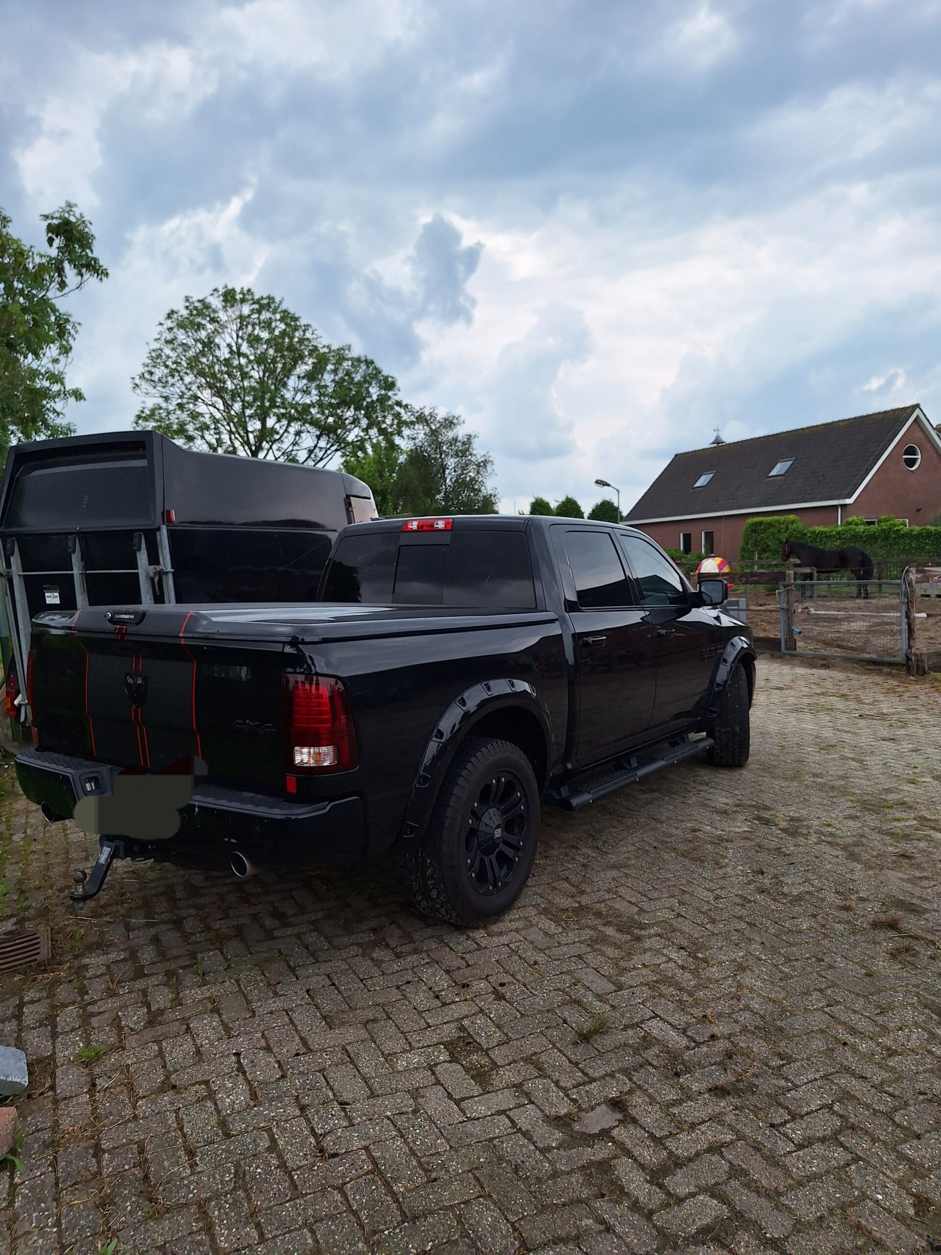 Dodge RAM 1500 Dodge RAM 1500 Classic 2017