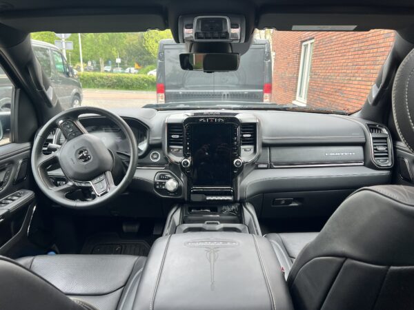 Dodge RAM 1500 Limited 2024