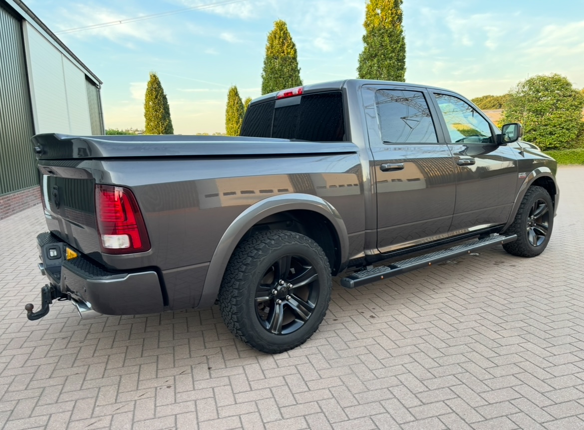 Dodge RAM 1500 Dodge RAM 1500 Classic 2015