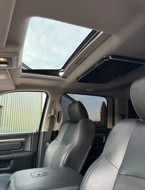 Dodge RAM 1500 Classic 2015