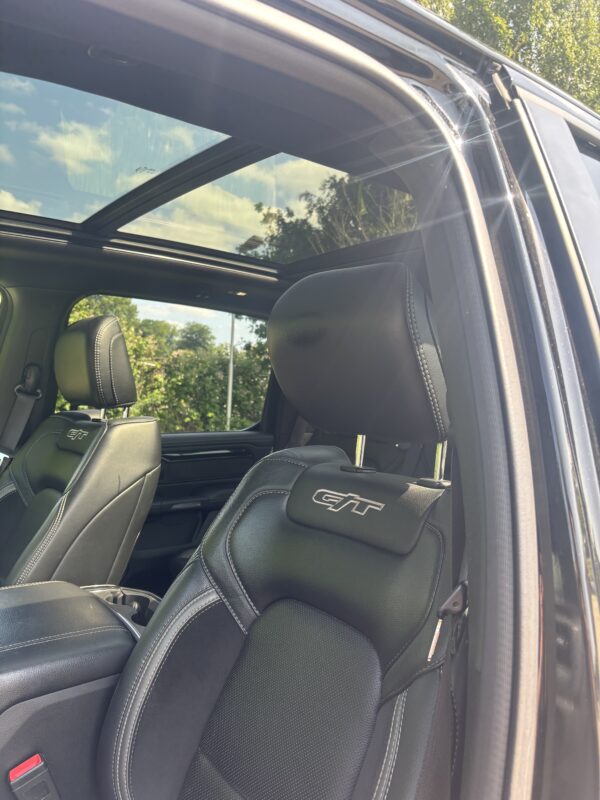 Dodge RAM 1500 Laramie 2023